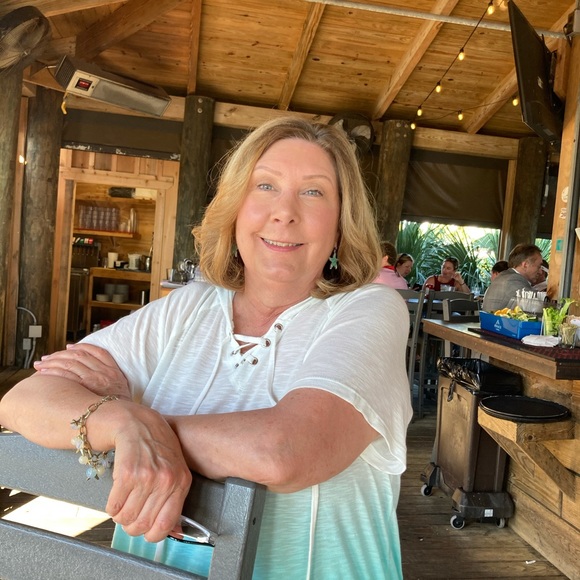 Meet your Posher, Sherry - Picture 1 of 1